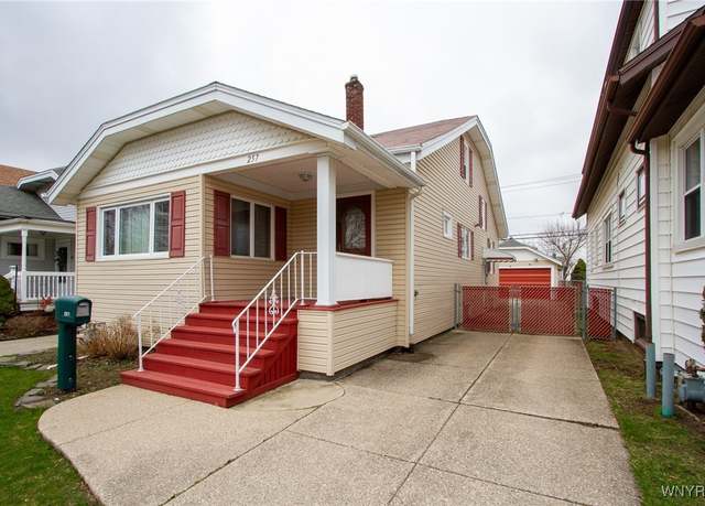 Property at 257 Westgate Rd, Tonawanda-town, NY 14217, 4 beds, 1 bath