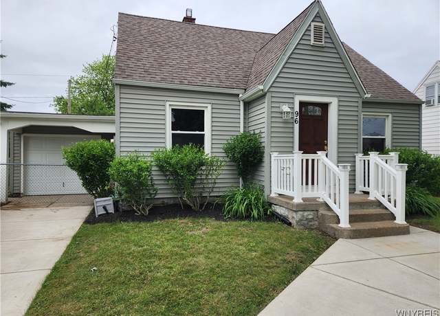 Property at 96 Leonard Post Dr, Cheektowaga, NY 14211, 2 beds, 1 bath