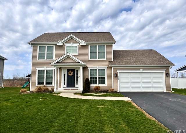 Property at 6530 Rebecca Rd, Lockport Town, NY 14094, 3 beds, 2.5 baths