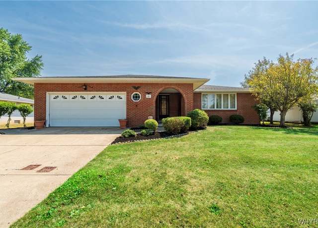 Property at 161 Barbados Dr, Cheektowaga, NY 14227, 3 beds, 1.5 baths