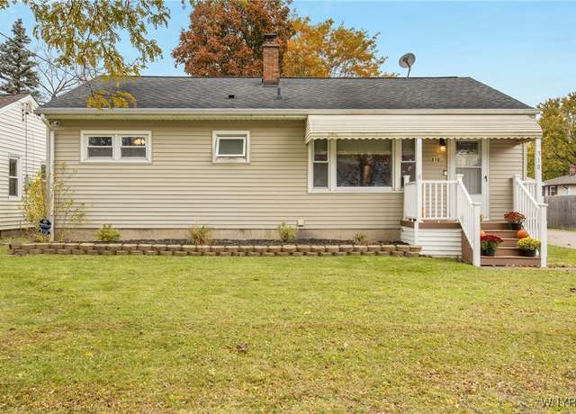 Property at 310 Rumbold Ave, North Tonawanda, NY 14120, 3 beds, 1.5 baths