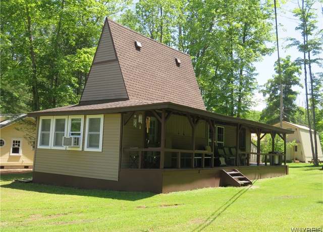 Property at 8211 Elmwood Dr, Rushford, NY 14717, 2 beds, 1 bath