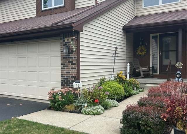 Property at 13 Eastwood Pkwy, Lancaster, NY 14043, 2 beds, 1.5 baths