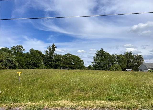 Property at 1246 Boies Rd, Aurora, NY 14052