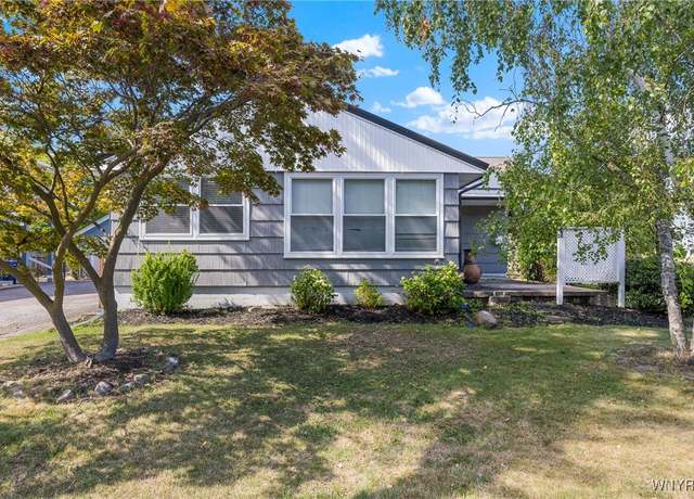 Property at 15 Cleveland Pl, Lockport City, NY 14094, 3 beds, 1 bath