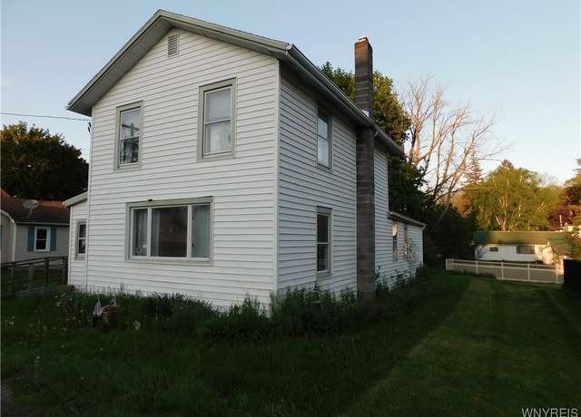 Property at 11141 W Park St, Pavilion, NY 14525, 2 beds, 1 bath
