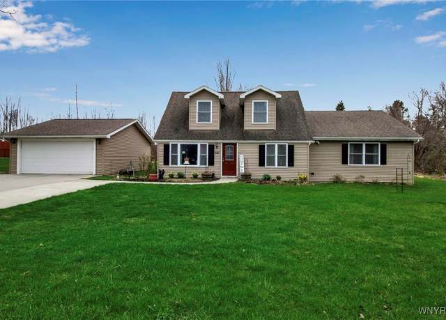 Property at 1081 Church Rd, Evans, NY 14006, 4 beds, 2 baths