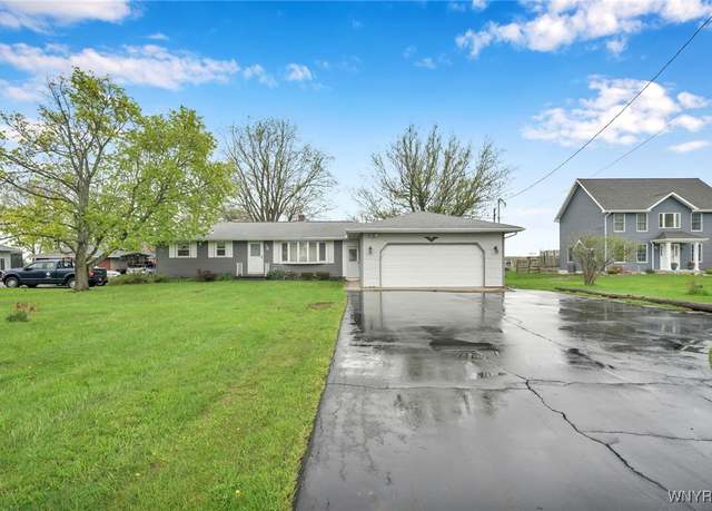 Property at 6821 Clinton St, Elma, NY 14059, 3 beds, 2 baths