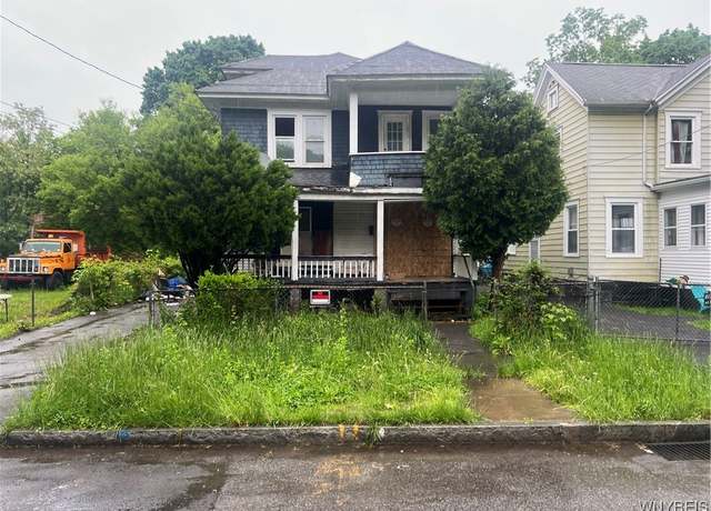 Property at 309-311 Palmer Dr, Syracuse, NY 13207, 6 beds, 3 baths