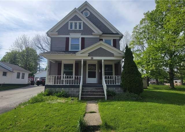 Property at 19 Water St, Oakfield, NY 14125, 4 beds, 1.5 baths
