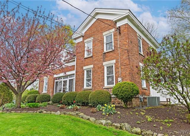 Property at 5843 Baer Rd, Cambria, NY 14132, 7 beds, 4 baths