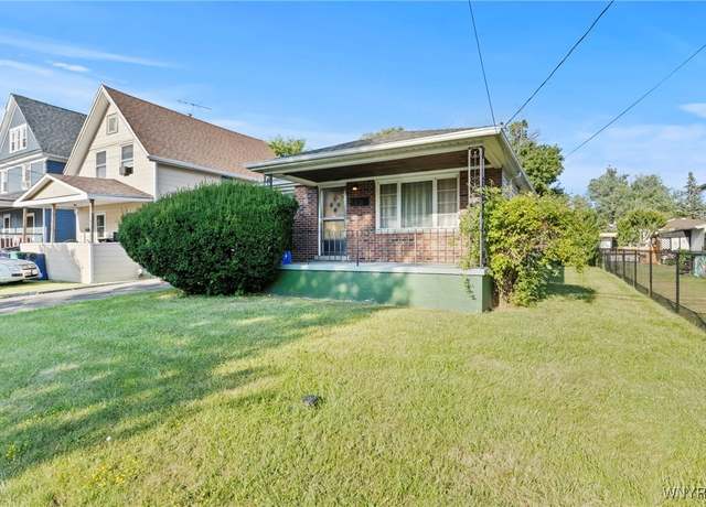 Property at 235 72nd St, Niagara Falls, NY 14304, 3 beds, 2 baths