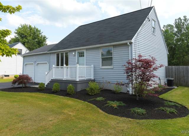 Property at 6244 Bartz Rd, Lockport Town, NY 14094, 4 beds, 1 bath