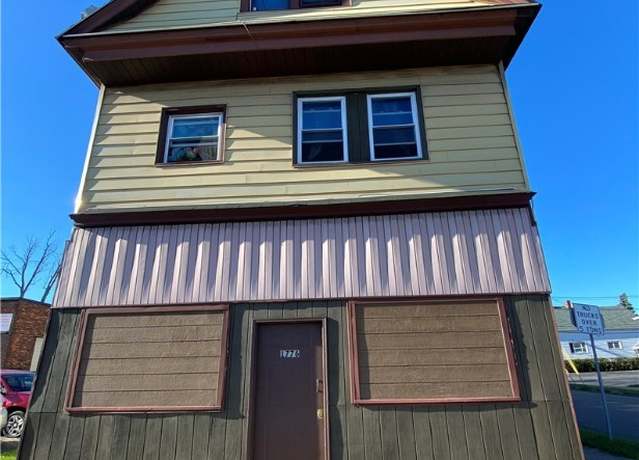 Property at 1776 Clinton St, Buffalo, NY 14206, 8 beds, 3 baths