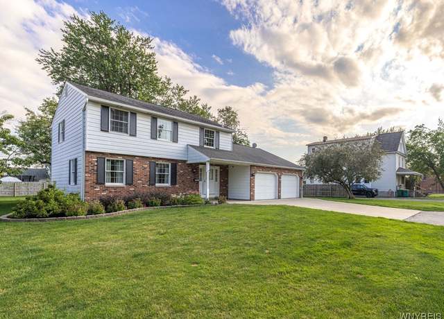 Property at 4241 Elmwood Ave, Hamburg, NY 14219, 4 beds, 1.5 baths
