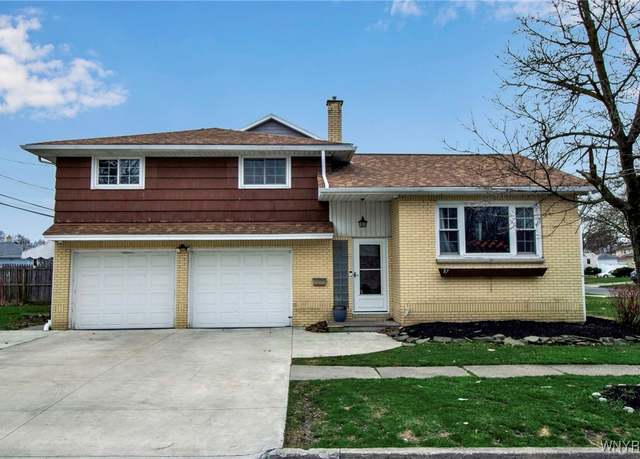 Property at 87 Margaret Rd, Amherst, NY 14226, 4 beds, 1.5 baths