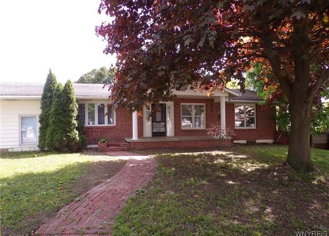 Property at 113 River St, Hornell, NY 14843, 2 beds, 2 baths