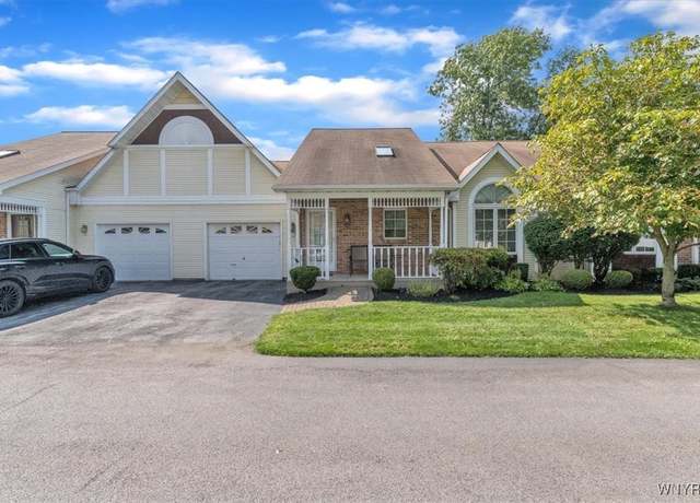Property at 40 Spicebush Ln, Amherst, NY 14221, 2 beds, 2 baths
