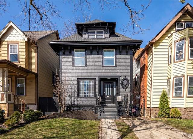 Property at 834 Ashland Ave, Buffalo, NY 14222, 3 beds, 2.5 baths