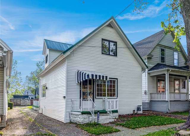 Property at 136 Benzinger St, Buffalo, NY 14206, 3 beds, 1 bath