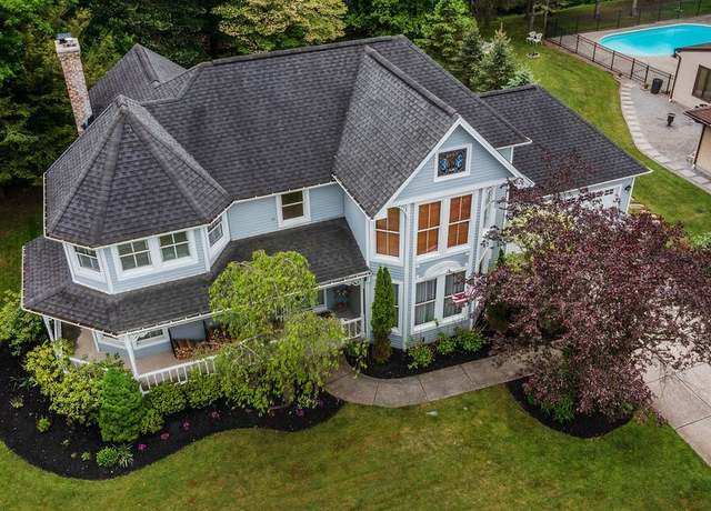 Property at 203 Randwood Dr, Amherst, NY 14068, 4 beds, 2.5 baths