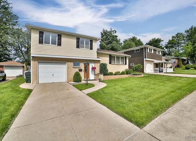 Property at 48 Kibler Dr, Lancaster, NY 14043, 3 beds, 1.5 baths