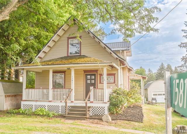 Property at 1581 Olean-portville Rd, Olean, NY 14760, 3 beds, 2.5 baths