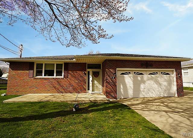 Property at 15 Schaefer Rd, West Seneca, NY 14218, 4 beds, 1.5 baths