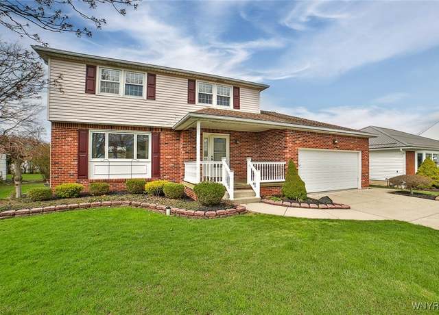 Property at 99 Brookpark Dr, Amherst, NY 14228, 3 beds, 1.5 baths
