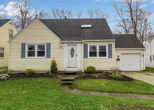 Property at 1604 Love Rd, Grand Island, NY 14072, 4 beds, 1 bath