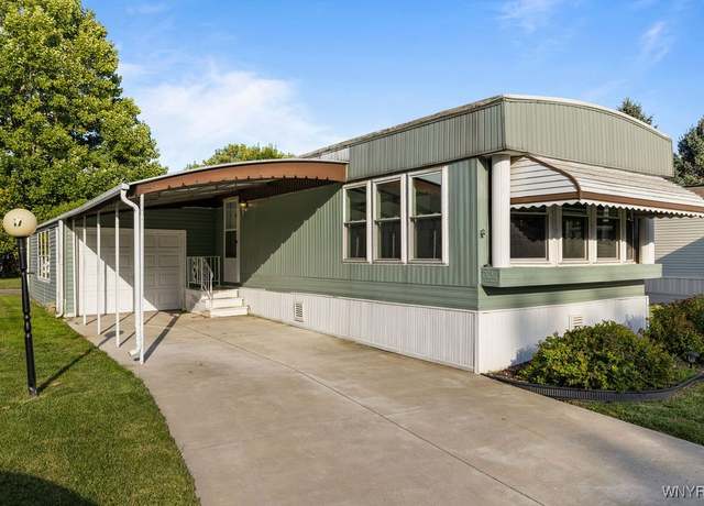 Property at 17 Burgundy Cir, West Seneca, NY 14224, 2 beds, 1 bath