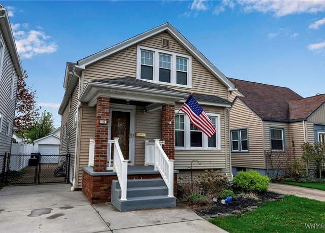 Property at 108 Washington Ave, Tonawanda-town, NY 14217, 4 beds, 1 bath