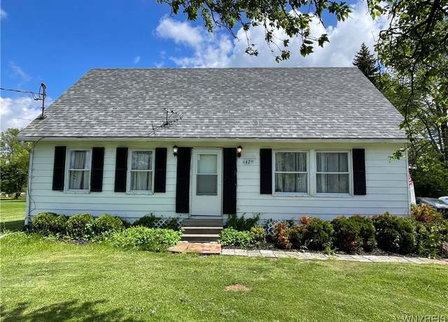 Property at 6429 Ellicott Street Rd, Pavilion, NY 14525, 3 beds, 1 bath