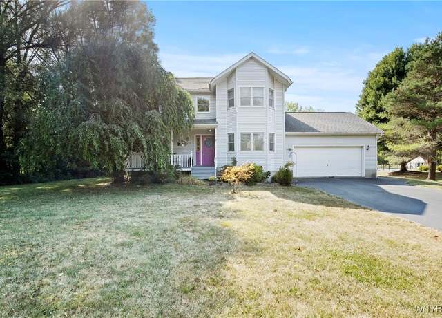 Property at 1480 Town Line Rd, Lancaster, NY 14086, 4 beds, 2.5 baths