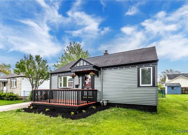 Property at 370 W Girard Blvd, Tonawanda-town, NY 14217, 3 beds, 1 bath