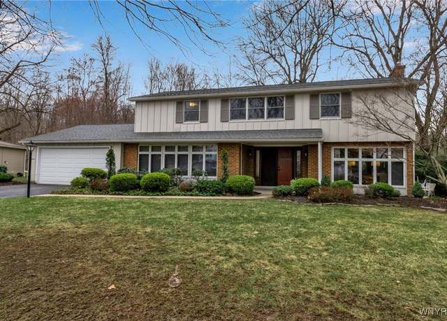 Property at 9005 Cliffside Dr, Clarence, NY 14031, 4 beds, 3 baths