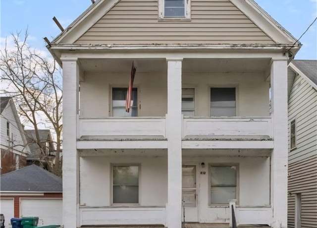 Property at 412 17th St, Niagara Falls, NY 14303, 4 beds, 2 baths