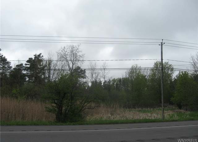 Property at 3821 Pearl Street Rd, Batavia, NY 14020, 3 beds, 1 bath
