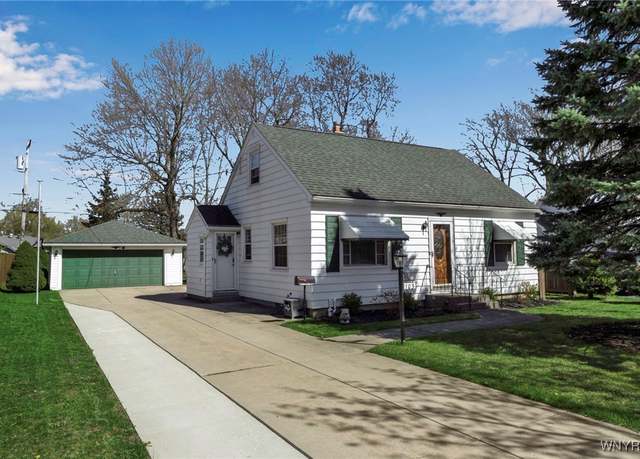 Property at 103 Darwin Dr, Lancaster, NY 14043, 4 beds, 1 bath
