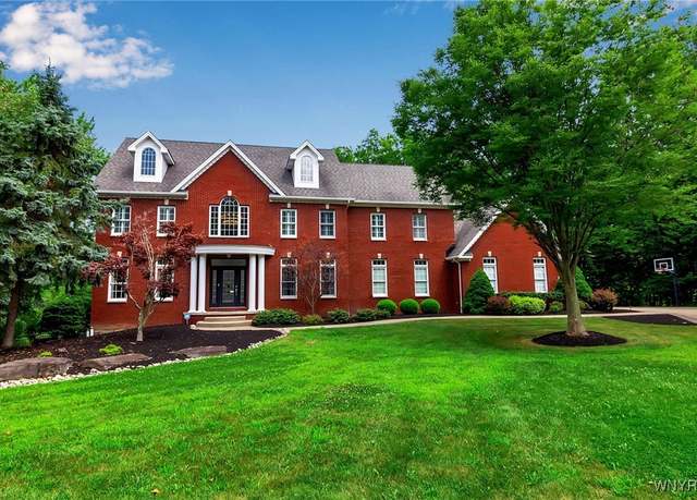 Property at 16 Woodstream, Orchard Park, NY 14127, 5 beds, 3.5 baths