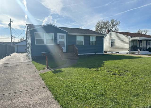 Property at 17 S Colby St, Cheektowaga, NY 14206, 3 beds, 1 bath