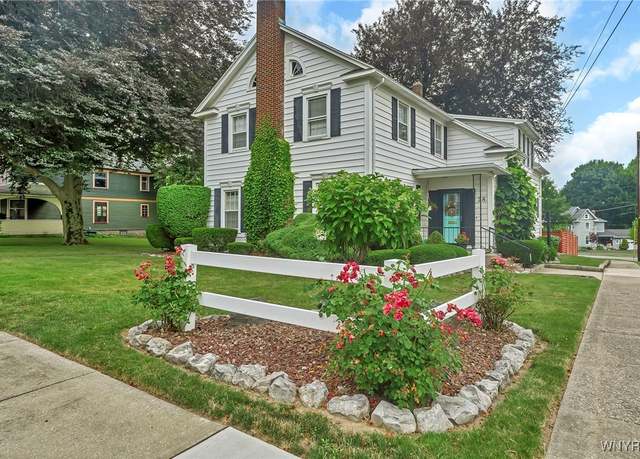 Property at 28 Bloomingdale Ave, Newstead, NY 14001, 5 beds, 4 baths