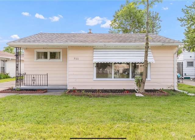 Property at 711 Montrose Ave, Tonawanda-town, NY 14223, 2 beds, 1 bath