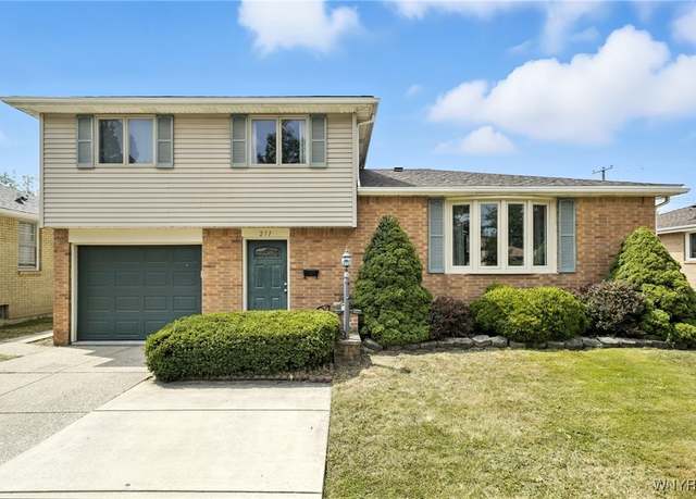 Property at 271 Nagel Dr, Cheektowaga, NY 14225, 3 beds, 1.5 baths