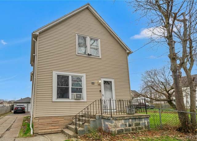 Property at 131 Edson St, West Seneca, NY 14210, 3 beds, 2 baths