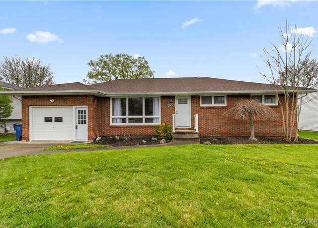 Property at 1454 N French Rd, Amherst, NY 14228, 3 beds, 1.5 baths