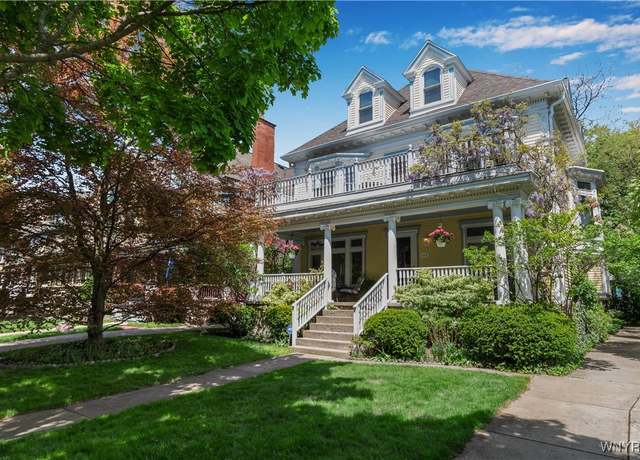 Property at 684 Auburn Ave, Buffalo, NY 14222, 4 beds, 2.5 baths