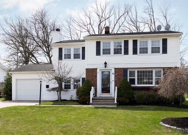 Property at 41 Willow Green Dr, Amherst, NY 14228, 4 beds, 1.5 baths