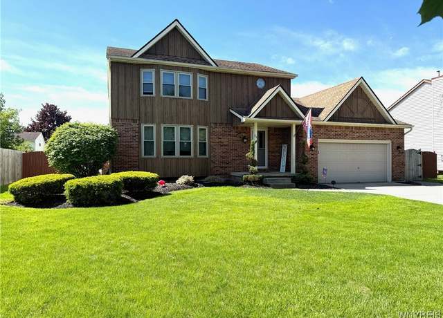 Property at 21 Gale Dr, Lancaster, NY 14086, 3 beds, 2.5 baths
