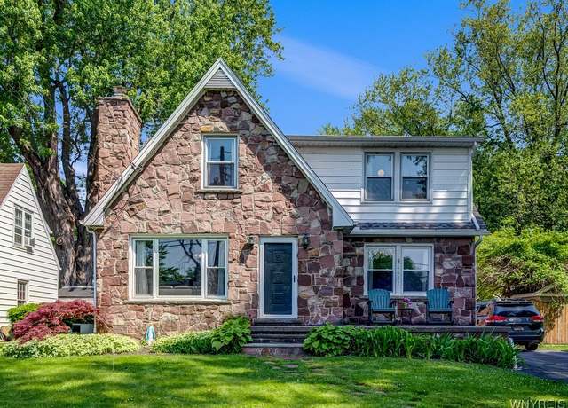 Property at 8652 Griffon Ave, Niagara Falls, NY 14304, 4 beds, 2 baths